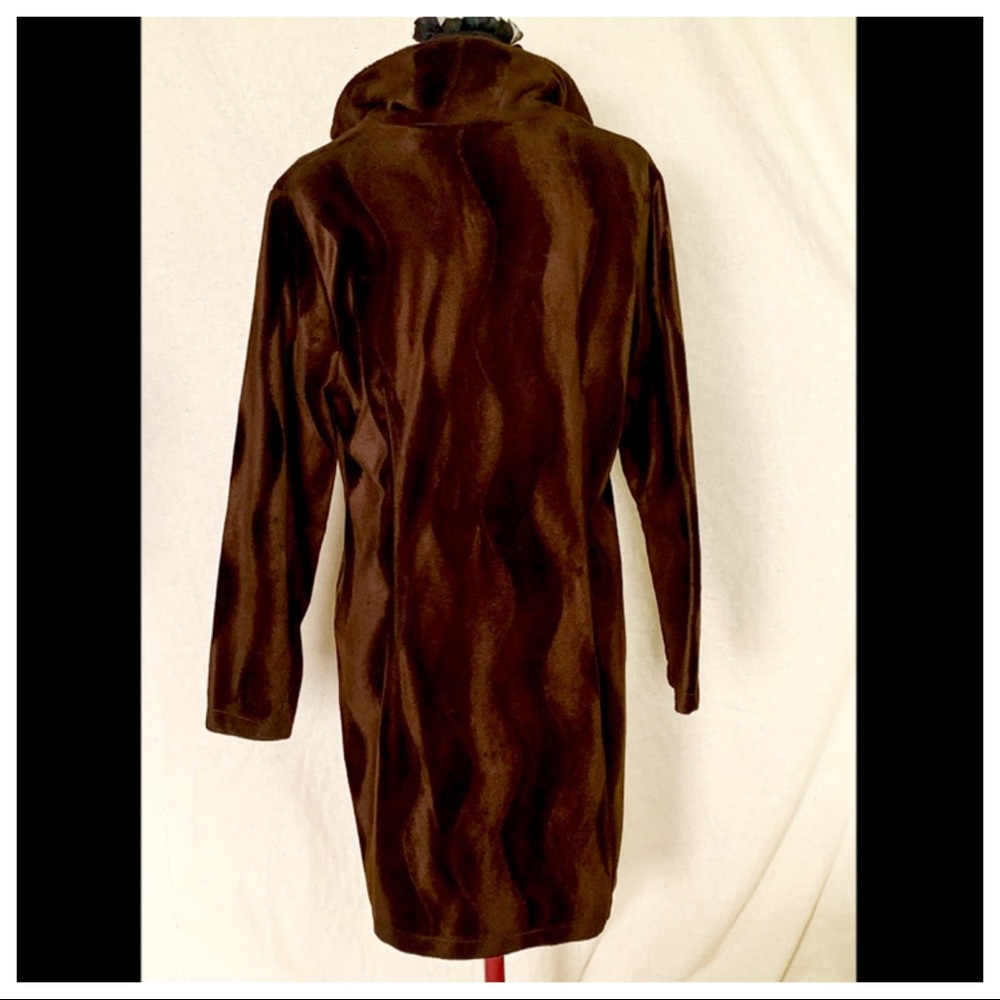 Light Weight Jacket - Picture 3 of 5